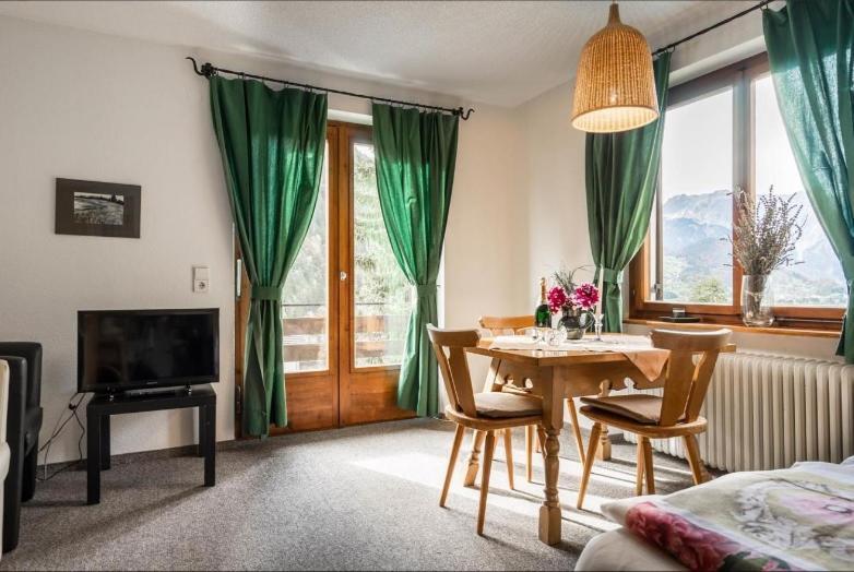Apartment Dr. Schorm *